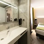 Cheval De Bronze Otel Remiremont