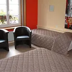 Cheval De Bronze Otel 2*