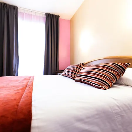 Cheval De Bronze 2* Remiremont