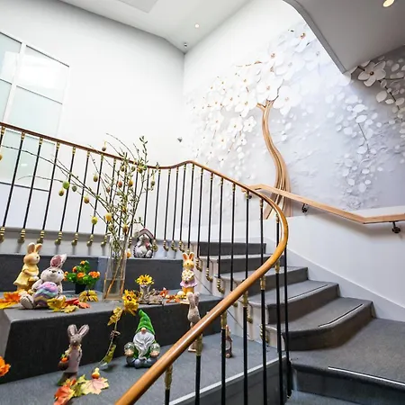 Hotel Cheval De Bronze