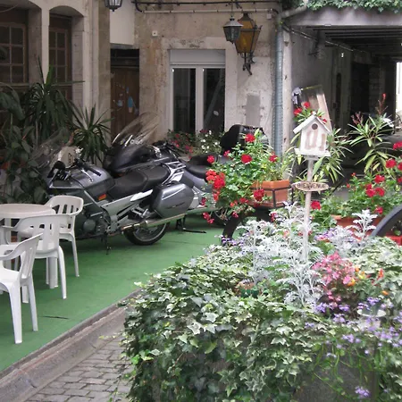 Hotel Cheval De Bronze