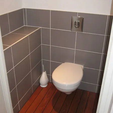 Cheval De Bronze Hotel 2*