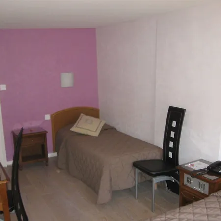 Otel Cheval De Bronze