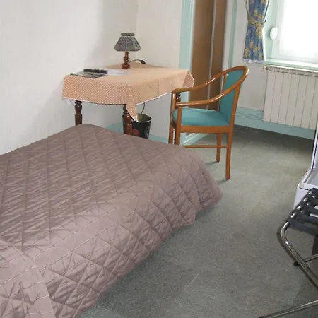Cheval De Bronze Otel 2*