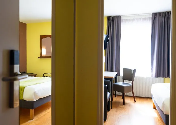 Cheval De Bronze Hotel Remiremont