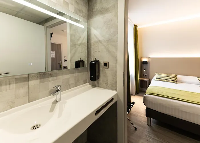 Cheval De Bronze Hotel Remiremont