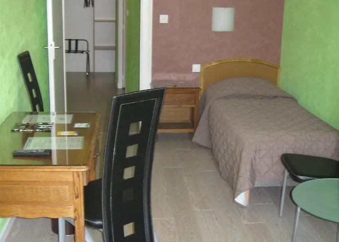 Cheval De Bronze Hotel Remiremont