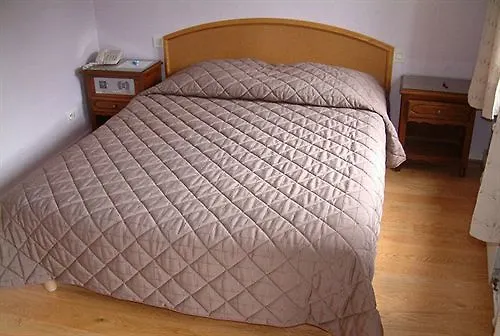 Cheval De Bronze 2* Remiremont