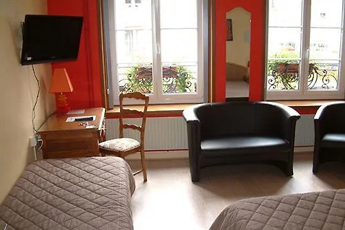 Cheval De Bronze Hotel 2*