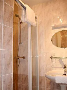 Cheval De Bronze Hotel Remiremont