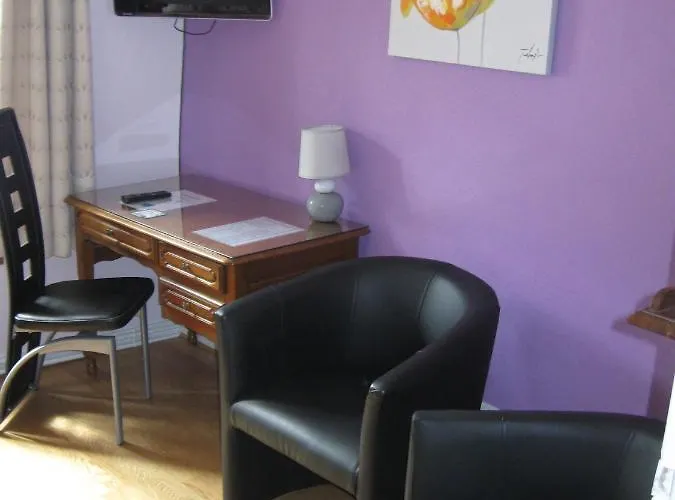 Cheval De Bronze Hotel Remiremont